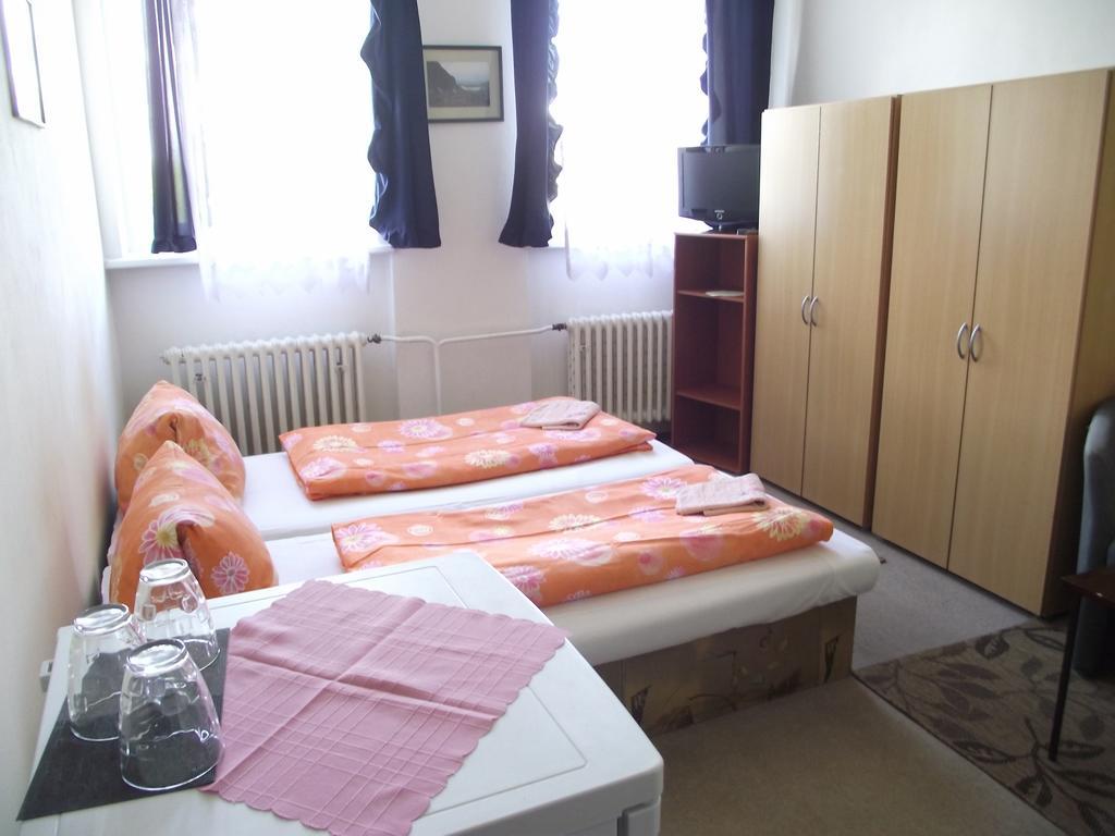 Penzion Slavia Poprad Exterior photo